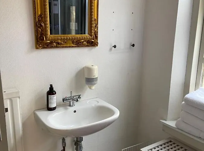 Apotekergaarden *